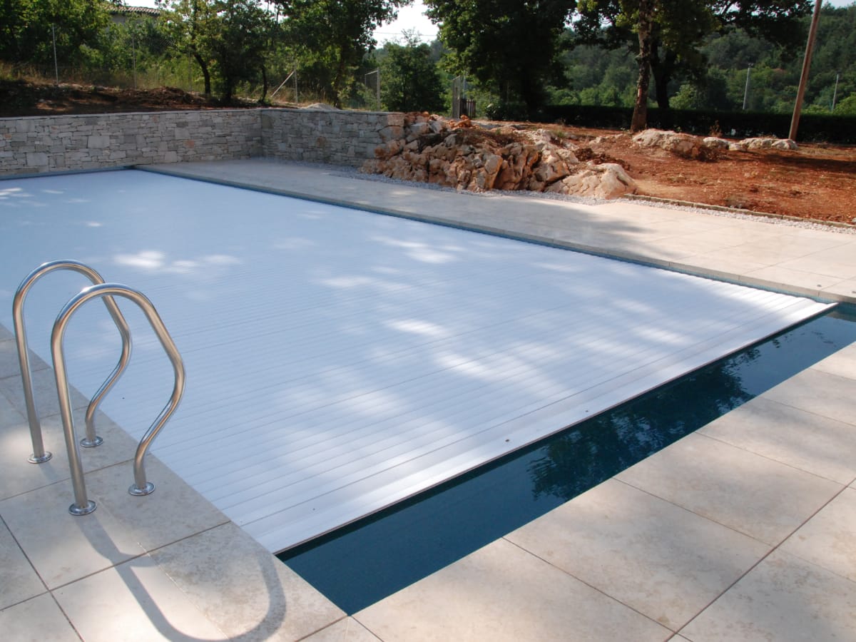 copertura a tapparella per piscina